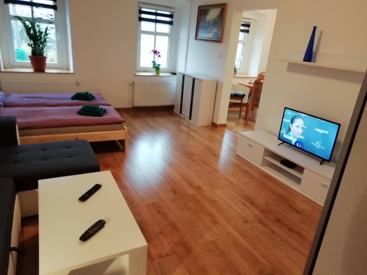 Apartman Albreit 야히모프 외부 사진